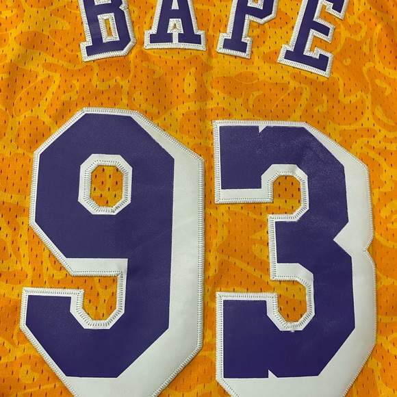 Mitchell and Ness And Bape collab Lakers Jersey - Picture 7 of 7